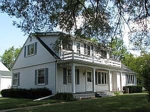 2nd image of 1077 Birchwood Dr