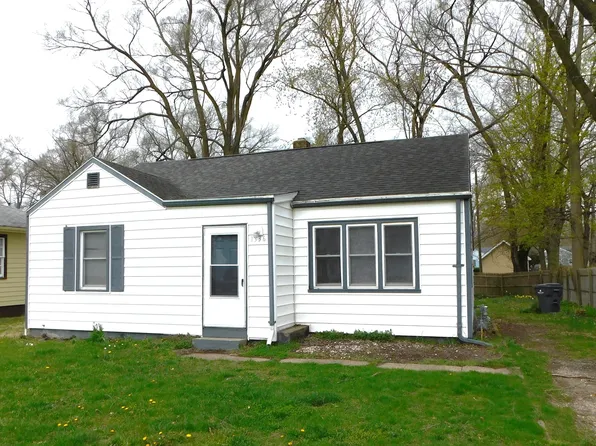 1336 Agard Ave, Benton Harbor, MI 49022