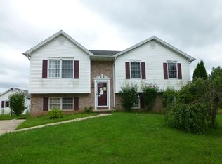 528 Lexington Way, Littlestown, PA 17340