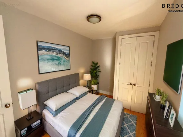 656 Saint Nicholas Avenue image 2 of 7