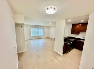 11117 Hartsook St UNIT 208, North Hollywood, CA 91601