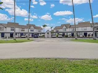 1304 SE 7th St APT 110, Cape Coral, FL 33990