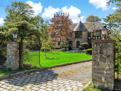 66 Mamaroneck Road, Scarsdale, NY, 10583