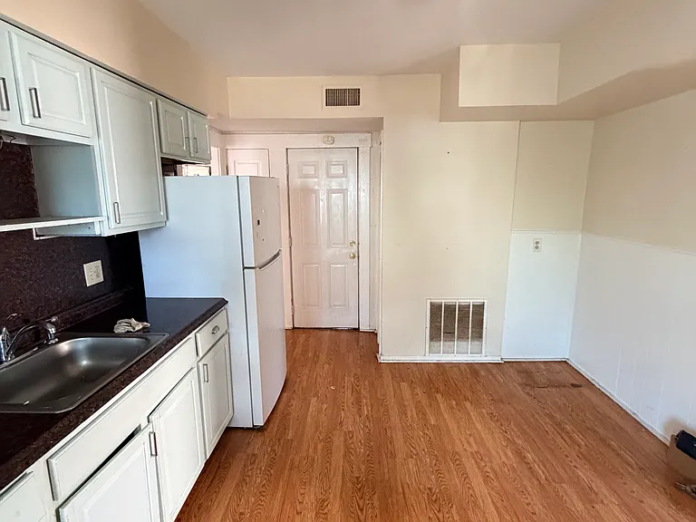 86 Main Street Anx #1 — Photo 3