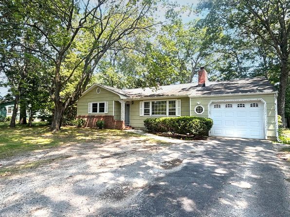1409 Wallach Dr