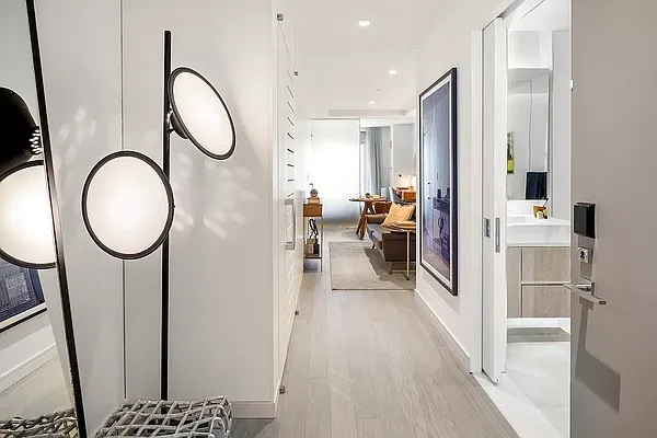 Rented by REAL New York | media 4