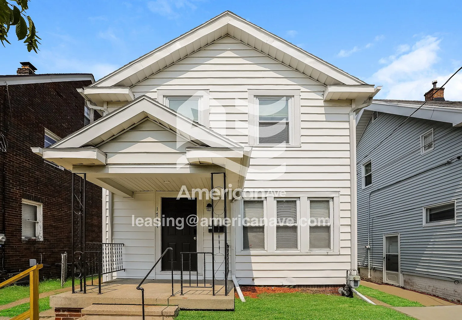 3 bed, 1.0 bath, 1163 sqft, $1,072 — Photo 1