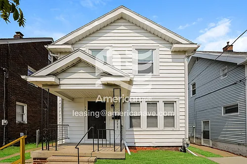 1734 Brussels St Photo 1
