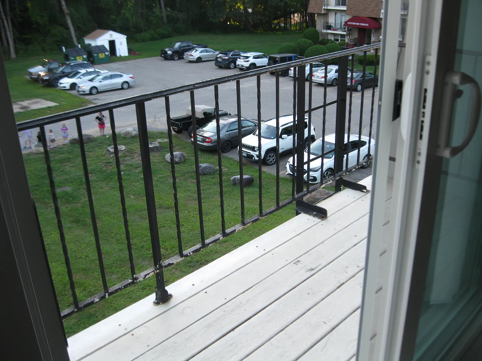 2 bed, $2,000 — Photo 2