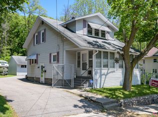 906 Howard St, Kalamazoo, MI 49008