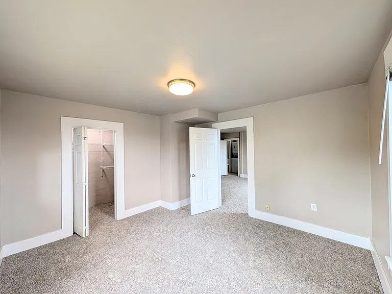1020 Wall St — Photo 7