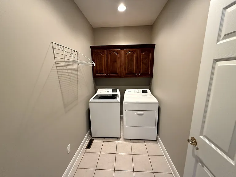 215 Woodson Dr — Photo 18