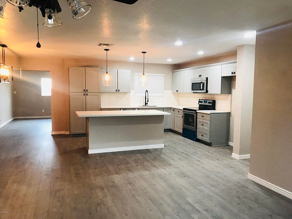 1st image of 4023 N 78th Dr