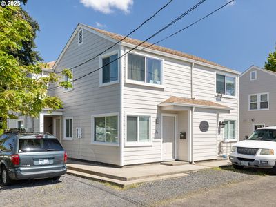 1070 Hiatt St, Lebanon, OR, 97355