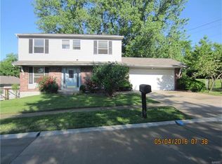 1885 Calamaide Dr, Maryland Heights, MO 63043