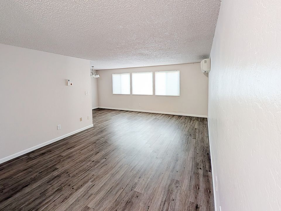 1st image of 8523 23rd Ave NE APT 1
