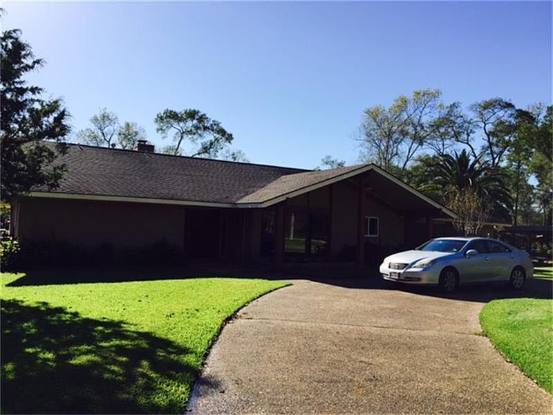 1st image of 1100 Tallow Dr