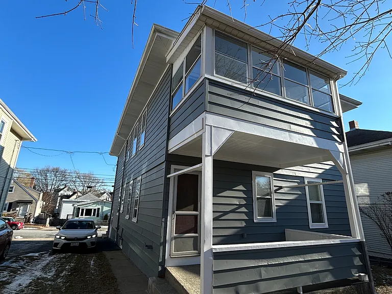 19 Oakland St #17 — Photo 22