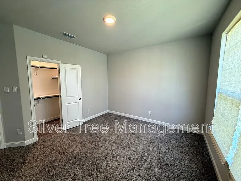 10921 Rockchapel Dr — Photo 23