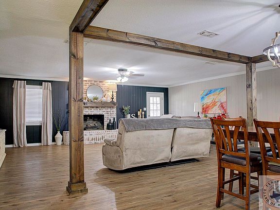 3rd image of 6217 Sleepy Hollow Ave