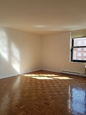 5th image of 1749 2nd Ave #6S