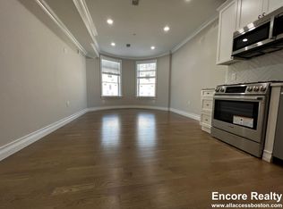 11 Mount Hood Rd #3R, Brighton, MA 02135