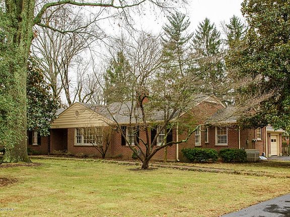 Re-edited 3412 Nandina  Dr-2