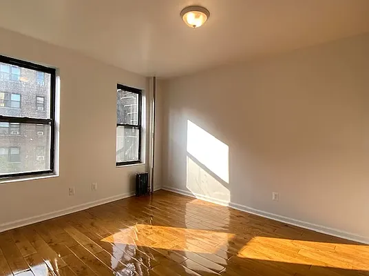 Rented by REAL New York | media 5