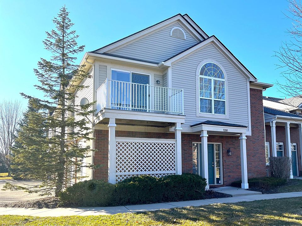 1st image of 9200 Farmingdale Ln