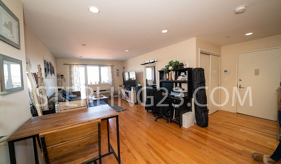 1st image of 2315 Astoria Blvd #6F