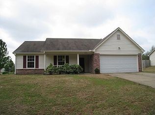 4715 Lands End Dr, Memphis, TN 38128
