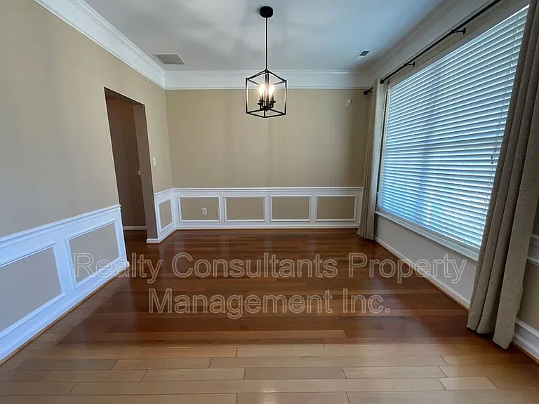 1481 Cantwell Ct — Photo 13