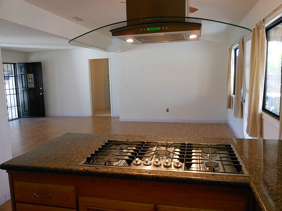 5th image of 9224 Galston Dr