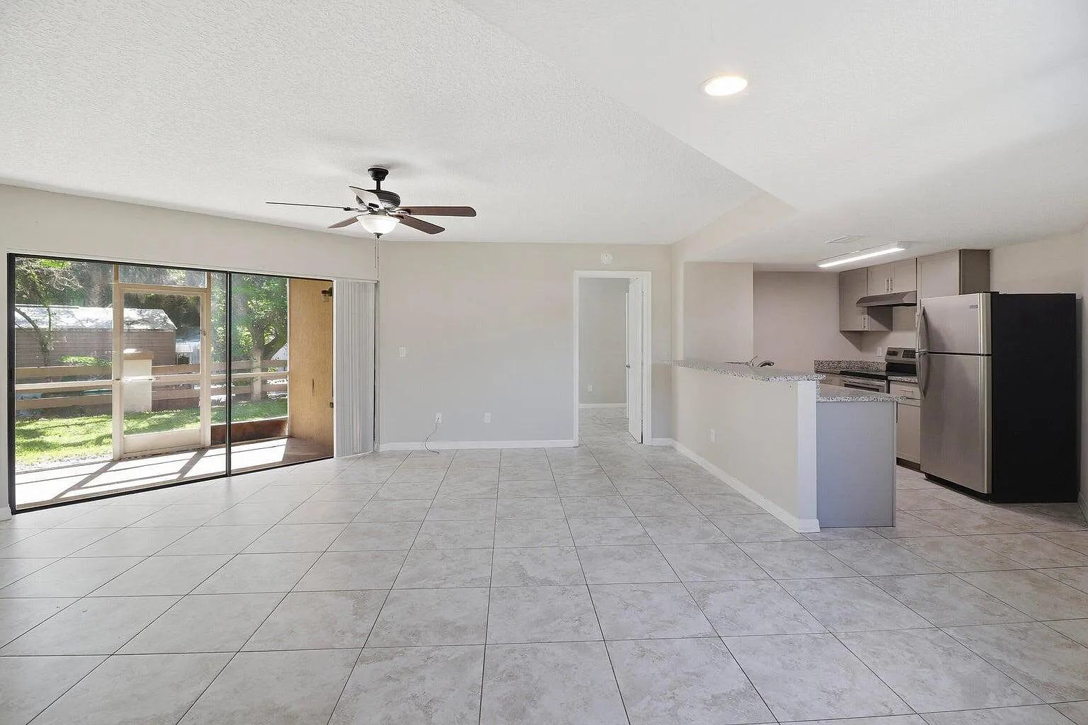 2 bed, 2.0 bath, 1000 sqft, $1,750 — Photo 1