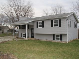 2630 Ray Ct, Fowler, IL 62338