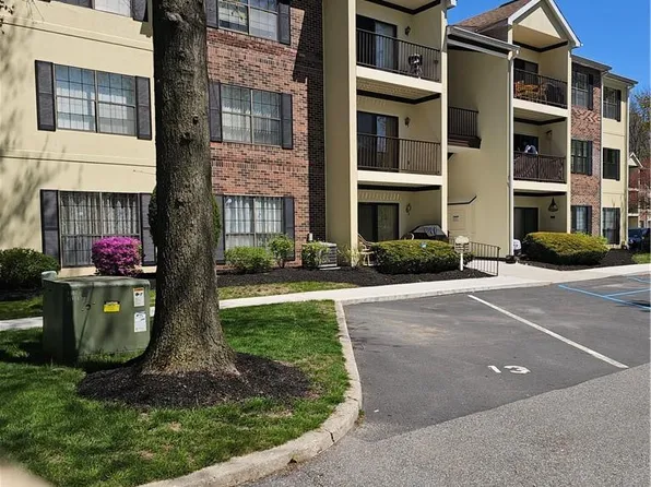 24 Huntington Circle, Peekskill, NY 10566