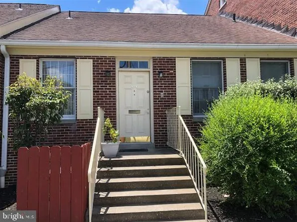 44 Buttonwood St #202, Mount Holly, NJ 08060