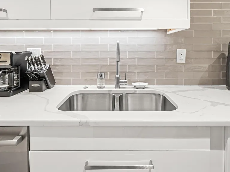 506 Seward Sq SE #1 — Photo 19