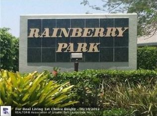 9632 Golf State Park Cir, Boca Raton, FL 33428