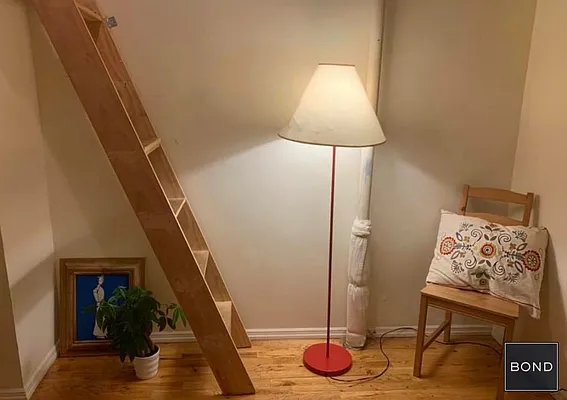 Rented by Bond New York | media 24