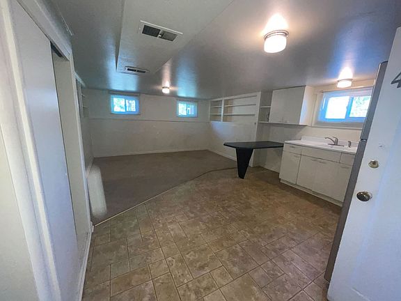 2nd image of 813 NW Monroe Ave APT 4