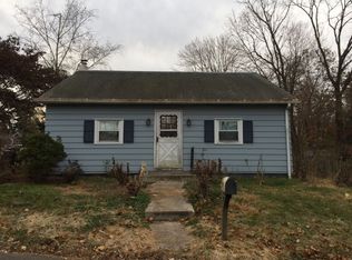 17 Lafayette Ave, Titusville, NJ 08560
