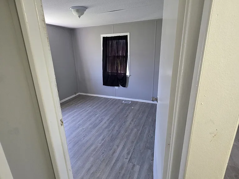 2082 Richmond Hwy — Photo 8