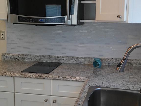 Sleek touch cook top