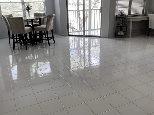 1110 SW 125th Ave APT 313M, Hollywood, FL 33027