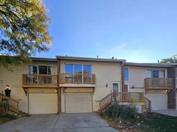 1513 Elder Dr, Aurora, IL 60506