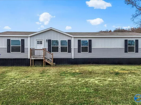 332 Stone Rd, Albertville, AL 35951