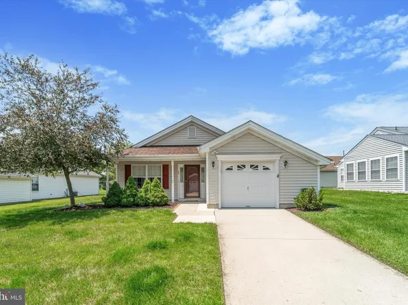 83 Maple Leaf Cir, Sewell, NJ 08080