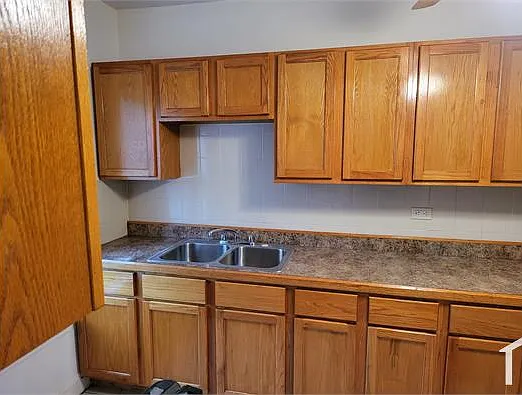 8203 S Indiana Ave #3 — Photo 6