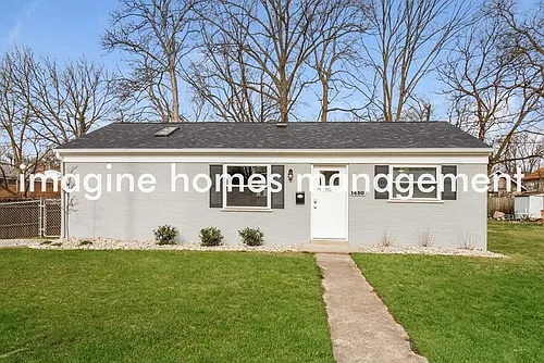 1450 Cottage Ct Photo 1